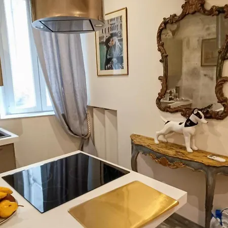 La Petit Maison Du Bonheur Appartamento Cannes
